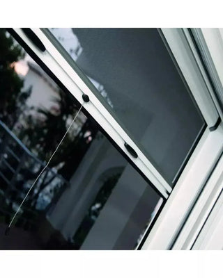 Moustiquaire Enroulable Sur-Mesure (enroulement vertical) - ProMoustiquaire